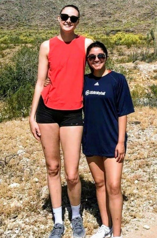 Rachael Kramer さん 205cm part2 長身女性まとめ Tall Woman Fan Site